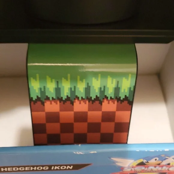 Sonic The Hedgehog Lightup Gaming Phone Holder